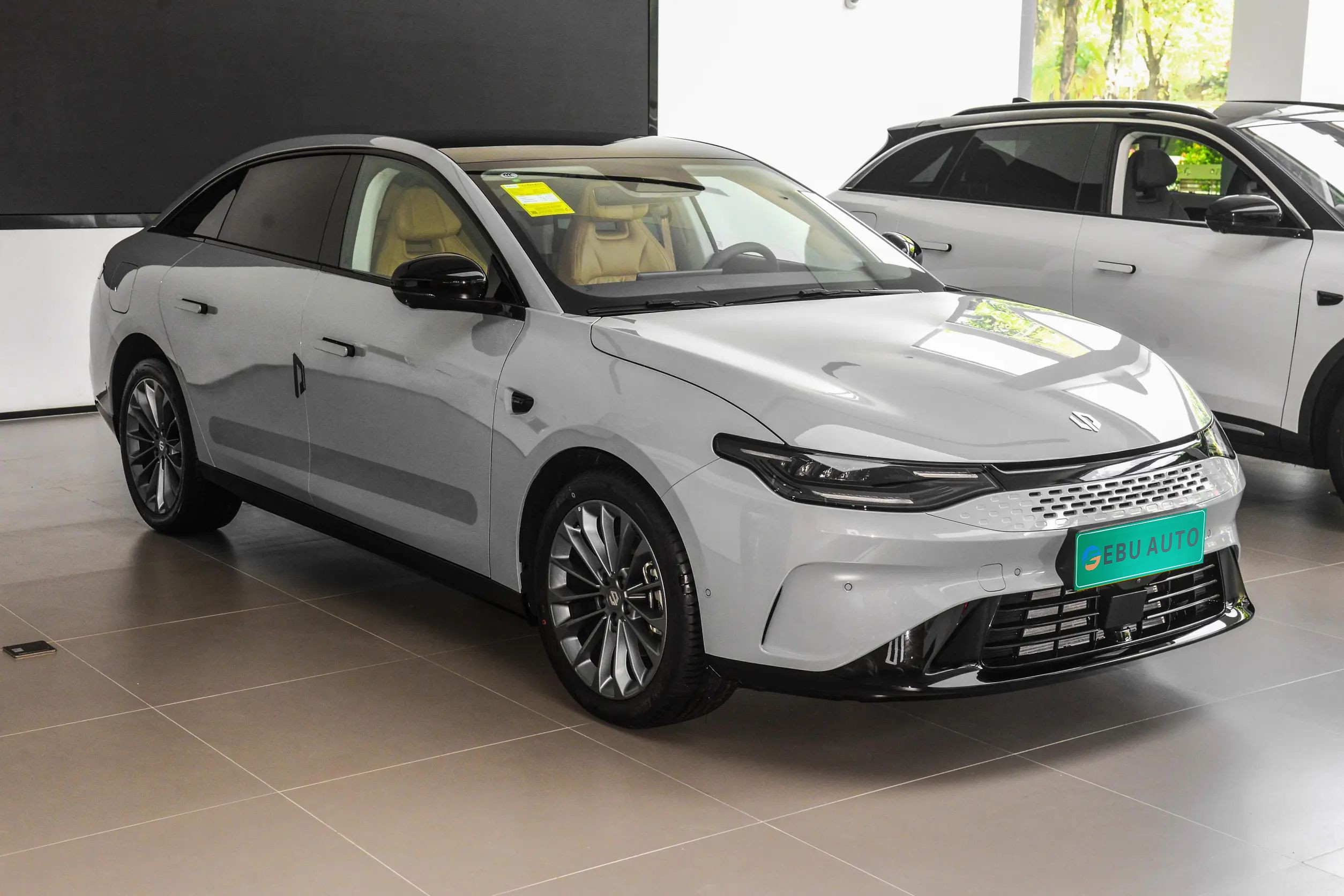 Leapmotor C01: أقصى قوة حصانية هي 272 حصان ، مع القيادة بمساعدة مستوى L2 ، والسعر يبدأ من 136,800
